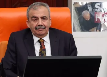 Sırrı Süreyya Öncü’nün kalp krizinden evvelki son imajları