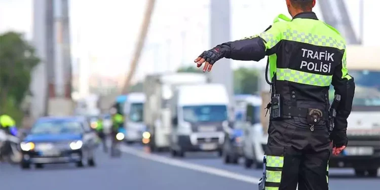Yeni yasal düzenlemeyle trafik cezaları artacak
