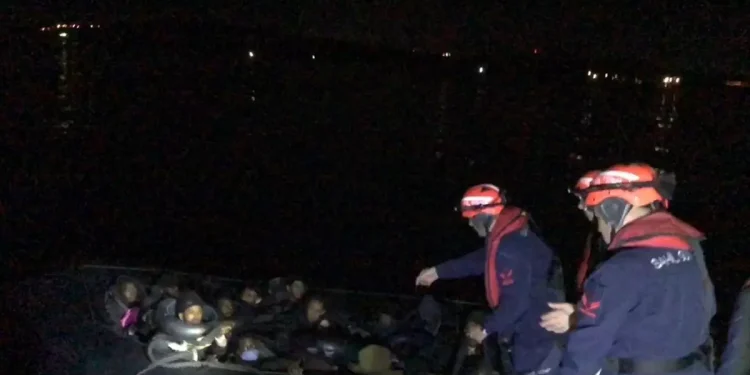 Çeşme Açıklarında 48 Düzensiz Göçmen Yakalandı