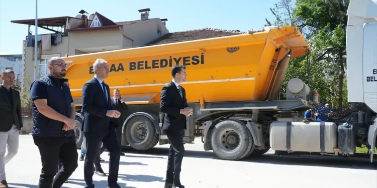 Erbaa’da Cadde Yenileme Çalışmaları Devam Ediyor