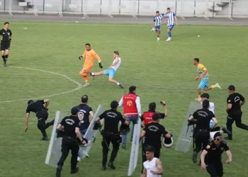 Siirt’te Baraj Maçında Hengame Çıktı