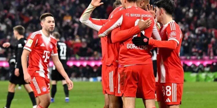 Bayern Münih, Wolfsburg’u 8-1 yendi