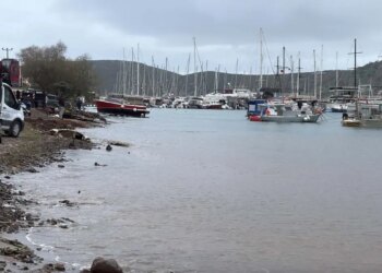 Bodrum’da Kaçak Tekne Bağlama Operasyonu