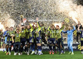 Fener taraftarı şokta! Jhon Duran’ın yeni adresini duyurdular