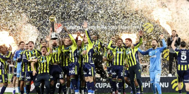 Fener taraftarı şokta! Jhon Duran’ın yeni adresini duyurdular