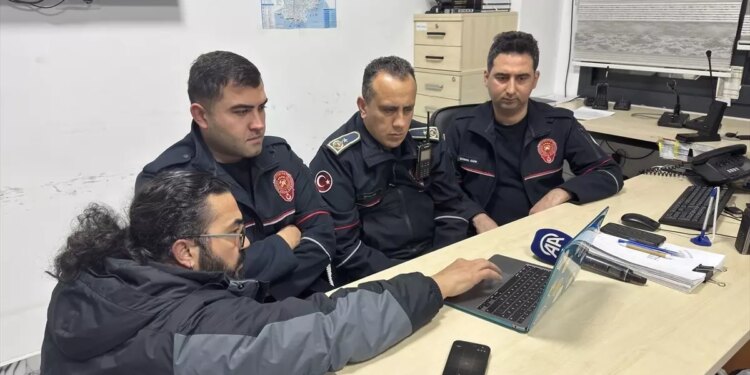 İtfaiye Gruplarından ‘Yılın Kareleri’ Oylamasına İştirak