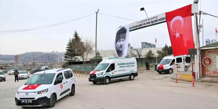 Keçiören Belediyesi’nden Türk bayrağına yapılan atağa reaksiyon