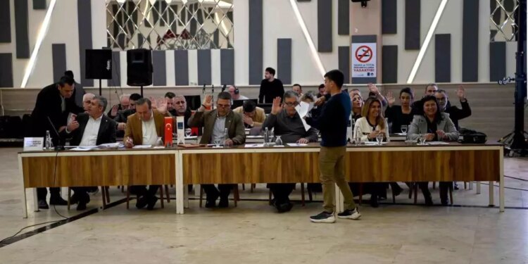 Kuşadası Belediye Meclisi 2026 yılının birinci toplantısını yaptı