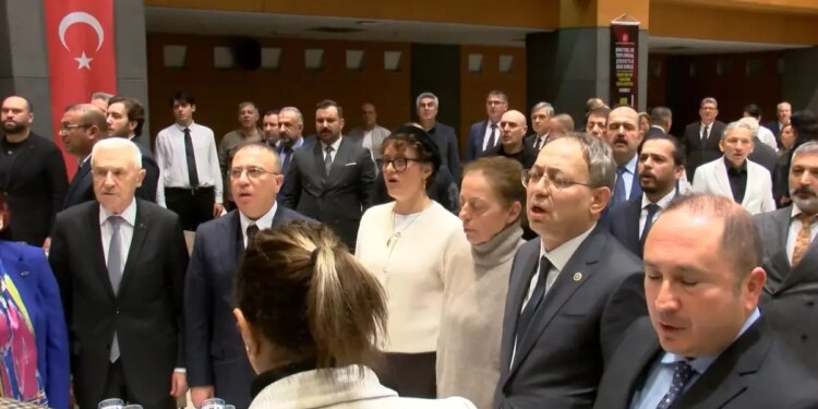 Şiddetle Gayret İçin Yeni Kitap Tanıtıldı