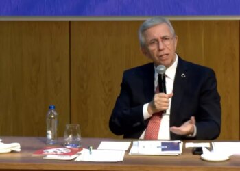 Yavaş, “Suyu kesilen var mı?” diye sordu, aldığı karşılık sonrası ne diyeceğini bilemedi